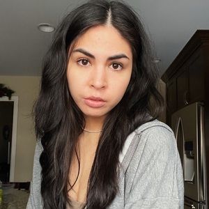 Meet your Posher, Ally